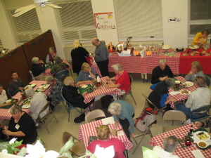 Trudi’s café tables fill up quickly on Friday evening.