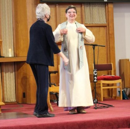 Photo of UUCTC member and REv. Jennie Barrington